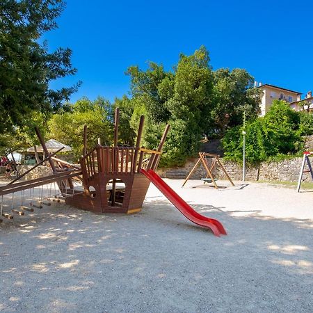 Villa Clara Lovran Exteriér fotografie
