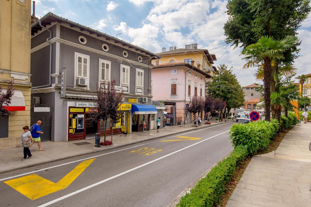 Villa Clara Lovran Exteriér fotografie