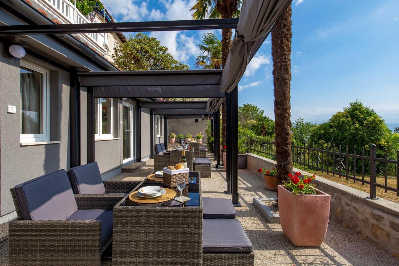 Villa Clara Lovran Exteriér fotografie