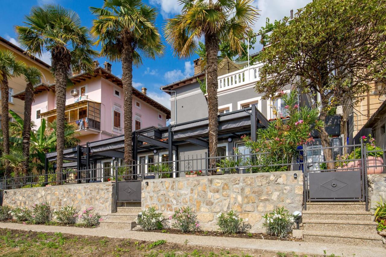 Villa Clara Lovran Exteriér fotografie